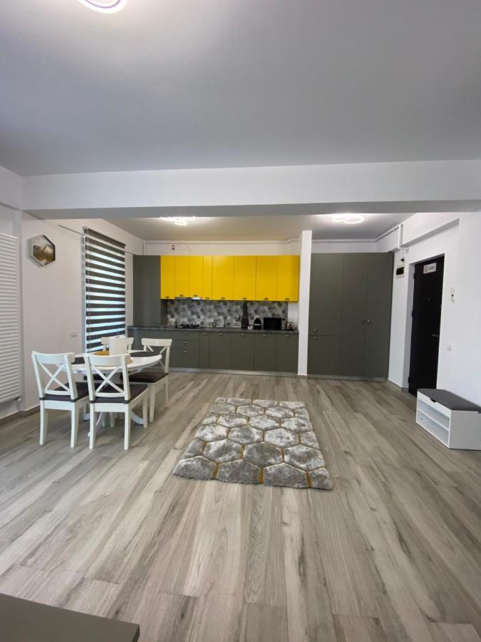 דירות Năvodari Alemar Sunny מראה חיצוני תמונה